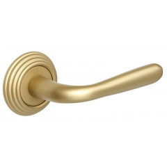 Extreza ALDO (Алдо) 331 на розетке R05 матовая латунь F02