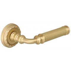 Extreza BENITO (Бенито) 307 на розетке R02 матовая латунь F02