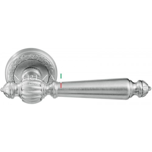 Extreza DANIEL (Даниел) 308 на розетке R06 матовый хром F05