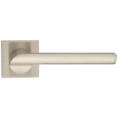 Extreza Hi-tech SANTA 128 на квадратной розетке R15 матовый никель F20