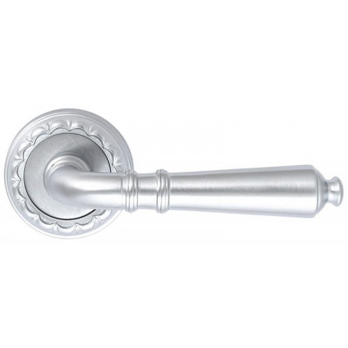 Extreza PETRA (Петра) 304 на розетке R02 матовый хром F05