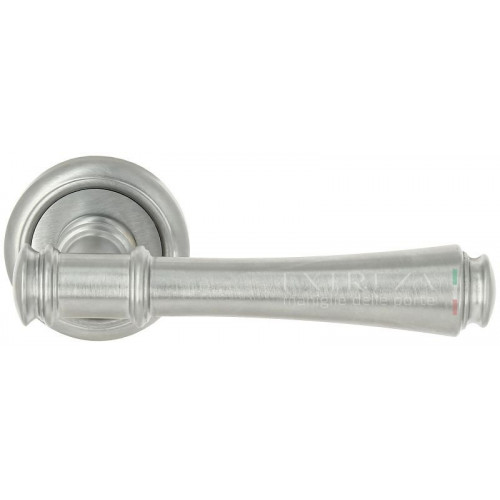 Extreza PIERO (Пьеро) 326 на розетке R01 матовый хром F05