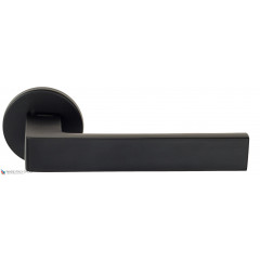 Дверная ручка на круглом основании Fratelli Cattini "BOOM" 7FS-NM матовый черный