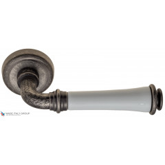 Дверная ручка на круглом основании Fratelli Cattini "GRACIA CERAMICA BIANCO" D1-IA античное серебро