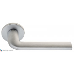 Дверная ручка на круглом основании Fratelli Cattini "LINEA" 7FS-CS матовый хром