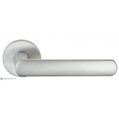 Дверная ручка на круглом основании Fratelli Cattini "NEVADA" 7FS-CS матовый хром