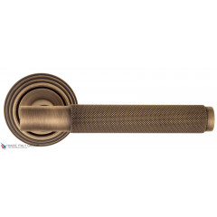 Дверная ручка на круглом основании Fratelli Cattini "UNA X" D8-BY матовая бронза