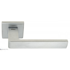 Дверная ручка на квадратном основании Fratelli Cattini "BOOM" 8FS-CS матовый хром