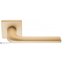 Дверная ручка на квадратном основании Fratelli Cattini "LINEA" 8.7-KD золото крайола