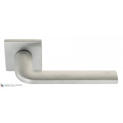 Дверная ручка на квадратном основании Fratelli Cattini "LINEA" 8FS-CS матовый хром