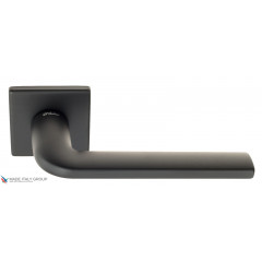 Дверная ручка на квадратном основании Fratelli Cattini "LINEA" 8FS-NM матовый черный