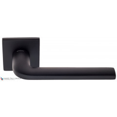 Дверная ручка на квадратном основании Fratelli Cattini "LINEA" 8FS-NM матовый черный