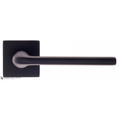 Дверная ручка на квадратном основании Fratelli Cattini "LINEA" 8FS-NM матовый черный