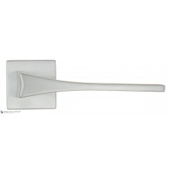 Дверная ручка на квадратном основании Fratelli Cattini "OSSIS" 8FS-CS матовый хром