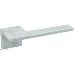 Дверная ручка на квадратном основании Fratelli Cattini "PLANA" 8FS-CS матовый хром