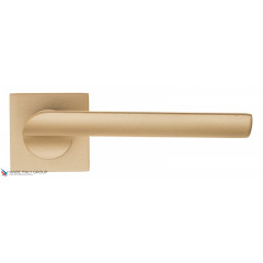 Дверная ручка на квадратном основании Fratelli Cattini "WOO" 8FS-BS матовая латунь