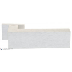 Дверная ручка на прямоугольном основании Fratelli Cattini "MOUN" 6-CS матовый хром