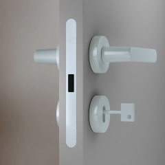 KRONA KOBLENZ  Замок магнитный с доводчиком дверной ручки под сантехническую завертку матовый белый